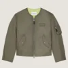 Bomber z nylonowymi szwami w stylu haute couture z naszywką Givenchy Paris Bomber z nylonowymi szwami w stylu haute couture z naszywką Givenchy Paris