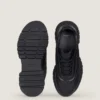 Buty sportowe z błyszczącej, wyściełanej skóry Buty sportowe z błyszczącej, wyściełanej skóry