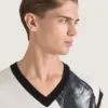 Kolczyk typu earcuff Givenchy Tape z metalu i emalii Kolczyk typu earcuff Givenchy Tape z metalu i emalii