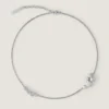 Krótki naszyjnik Crystal Pearl z metalu, kryształów i pereł Krótki naszyjnik Crystal Pearl z metalu, kryształów i pereł