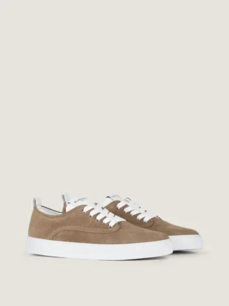 Nowe trampki City z zamszu