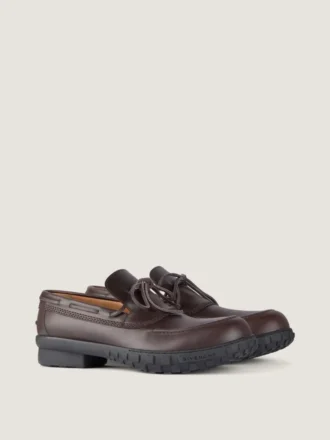 Skórzane buty żeglarskie Givenchy Echo