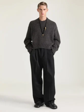 Sweter z szwami couture z wełny alpaki i jaka Sweter z szwami couture z wełny alpaki i jaka