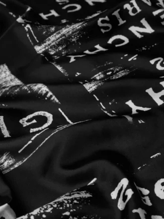 Szal z jedwabiu z nadrukiem Givenchy Szal z jedwabiu z nadrukiem Givenchy