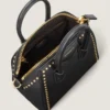 Torebka Antigona Bag z skóry typu box z ćwiekami Torebka Antigona Bag z skóry typu box z ćwiekami